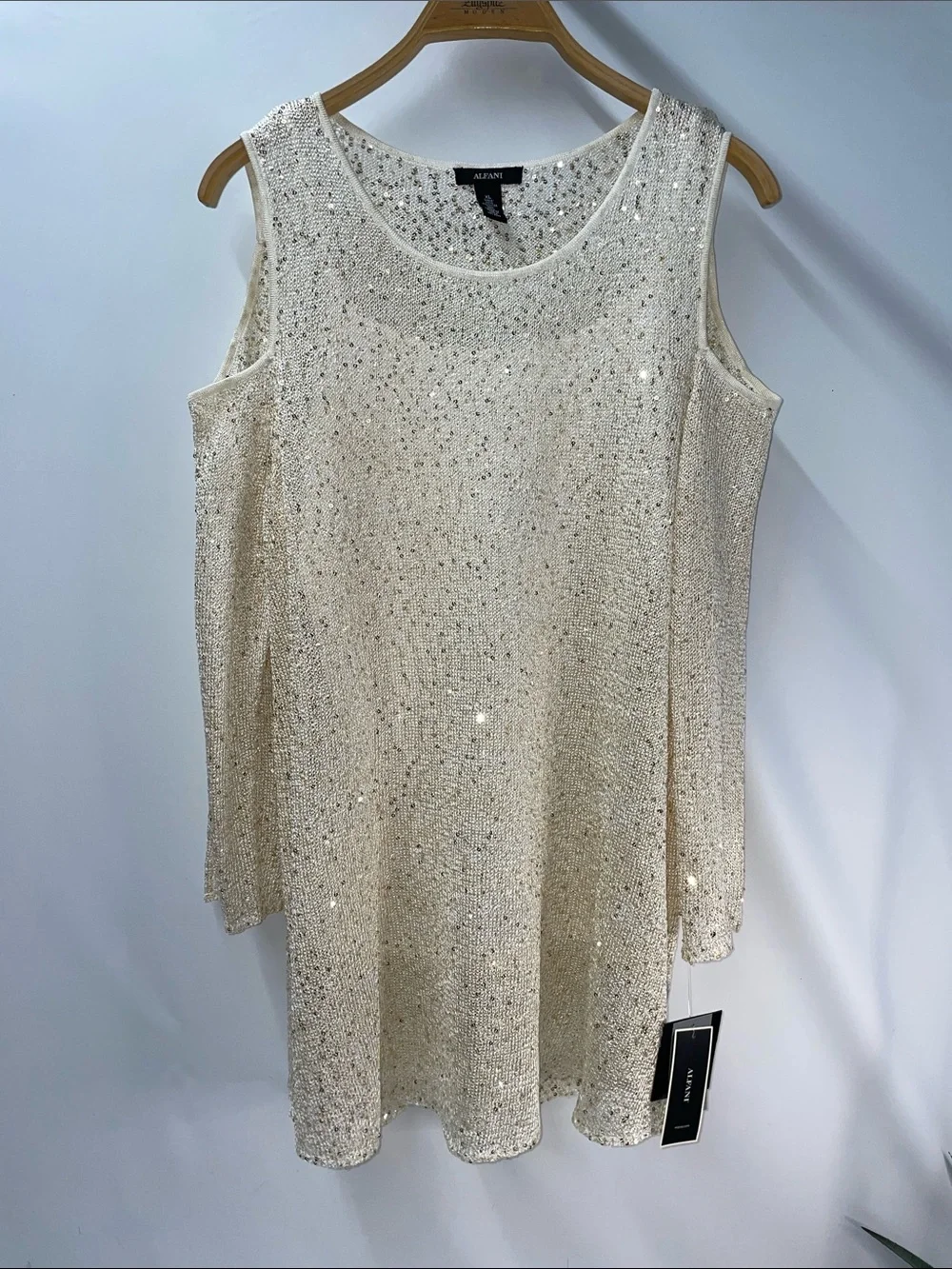 ALFANI COLD SHOULDER SEQUINED SWEATER FTL-07-050